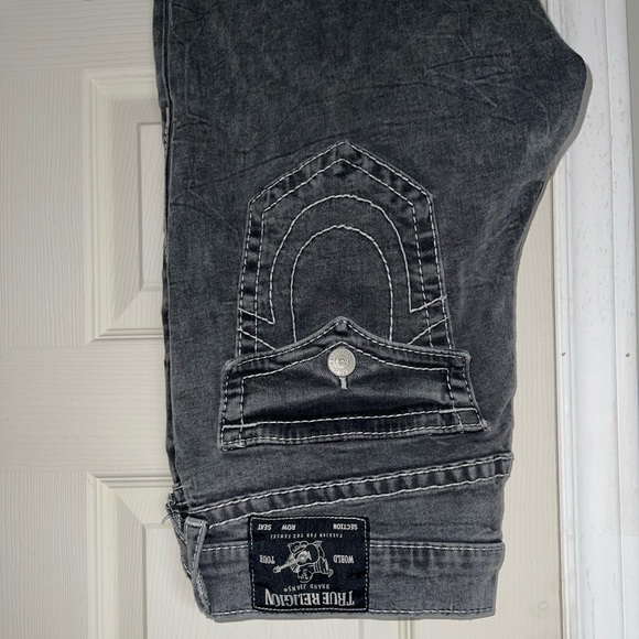 True Religion Rickys - Picture 1 of 10